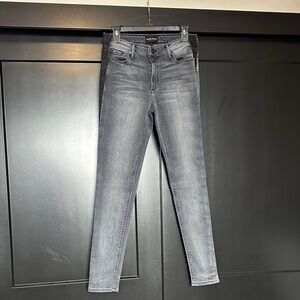 Black Orchid Denim Gray Skinny Jeans